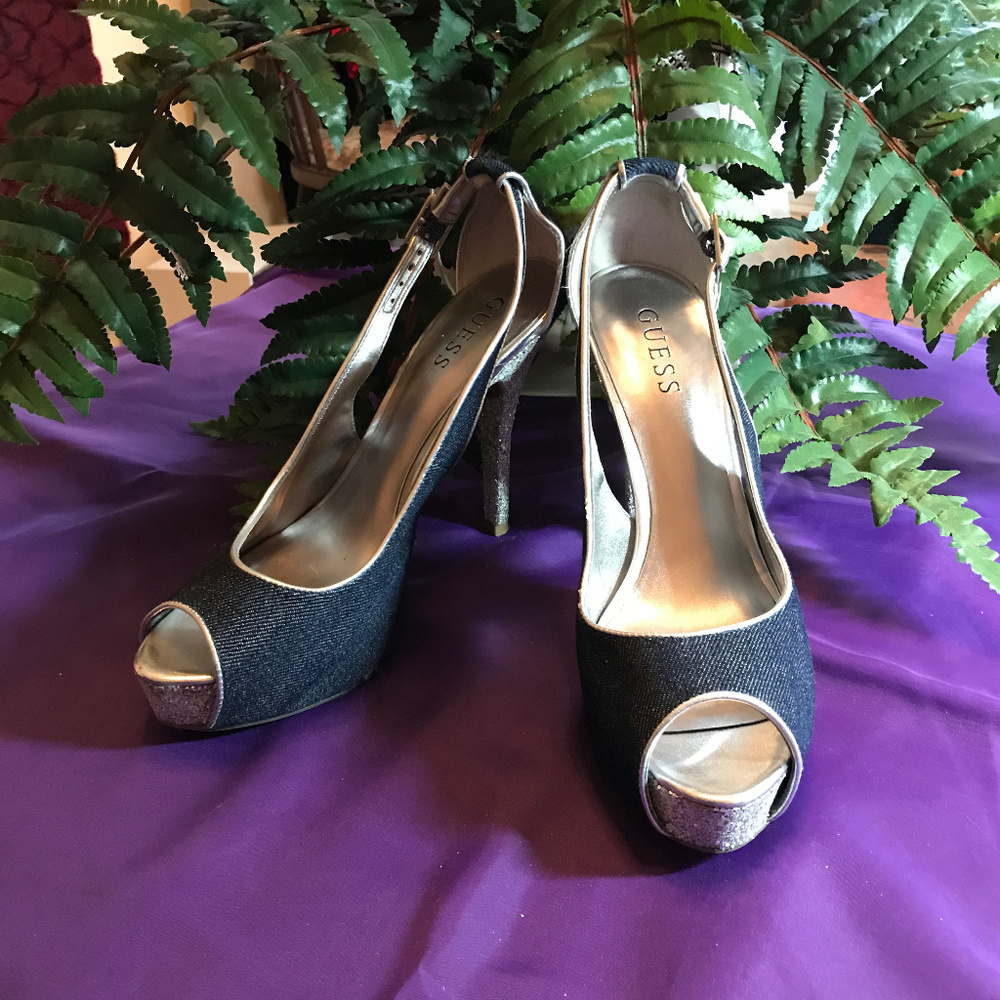 📌 Guess Denim Silver Sparkling 5 inch High Heel Sandal /Pumps